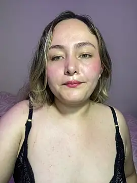 Snapshot of Rositafresitaa chatting on 06.11.26 Rositafresitaa online show from 06.11.26