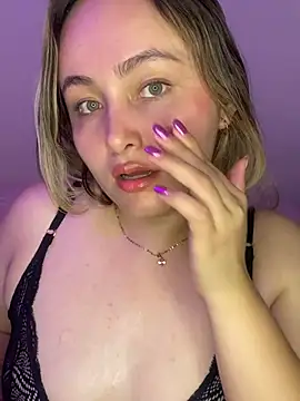 Snapshot of Rositafresitaa chatting on 06.13.26 Rositafresitaa online show from 06.13.26