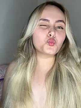 Snapshot of Rositafresitaa chatting on 07.13.26 Rositafresitaa online show from 07.13.26