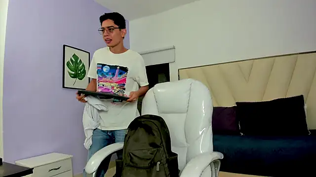 Ethan12  online show from 06.17.26