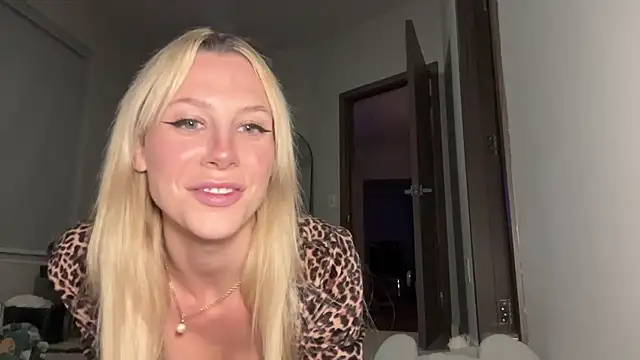 chelseapaigee online show from 07.11.26