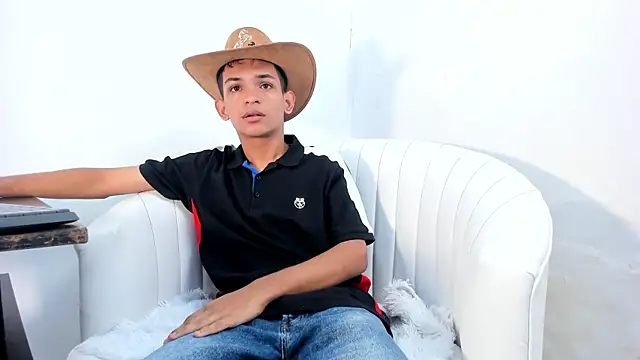 littlecum18 online show from 06.09.26