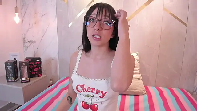 Little emy  online show from 07.29.26