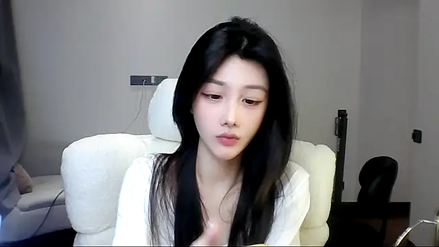 SylvieMaya online show from 06.26.26