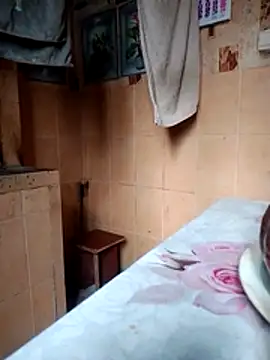 Snapshot of oksana72 chatting on 03.28.26 oksana72 online show from 03.28.26