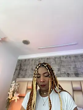 Snapshot of Aria_Peach_ chatting on 07.15.26 Aria Peach online show from 07.15.26