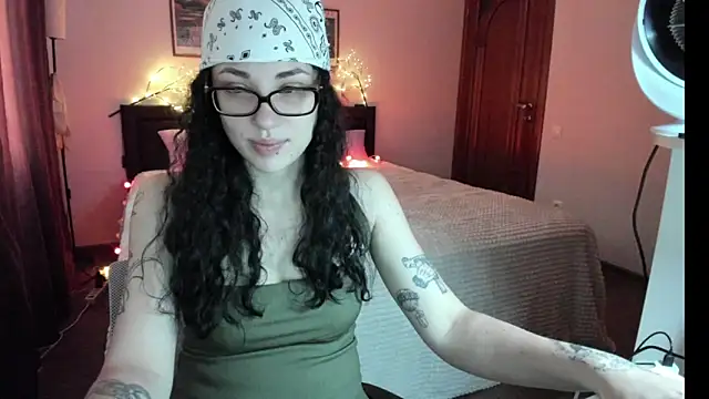 elisskriter online show from 07.13.26