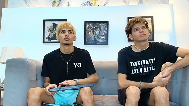 Snapshot of Hot_skinny_guys chatting on 06.08.26 Hot skinny guys online show from 06.08.26
