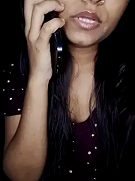 Snapshot of Ishaniya chatting on 07.20.26 Ishaniya online show from 07.20.26