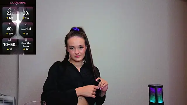 Milky Lily  online show from 07.02.26