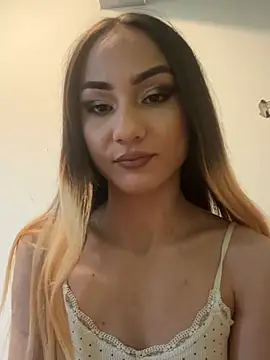 LioraX69 online show from 06.13.26