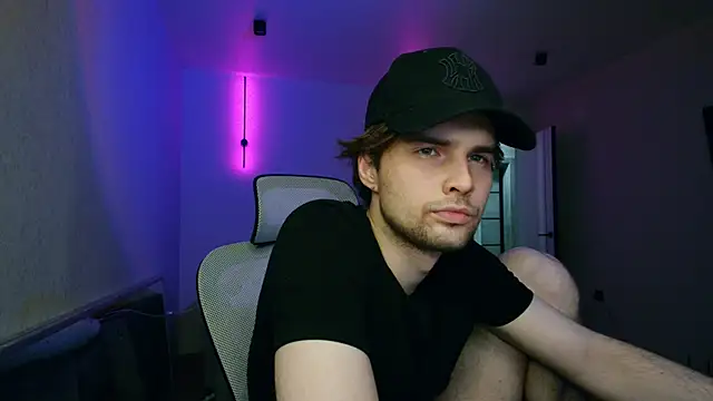 matthewglitch online show from 06.10.26