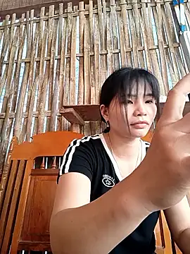 Snapshot of TaraLia chatting on 06.11.26 TaraLia online show from 06.11.26