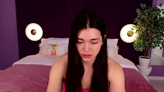 MaddieMeyer online show from 07.09.26