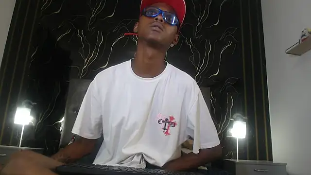Snapshot of Joel_Bell chatting on 07.21.26 Joel Bell online show from 07.21.26