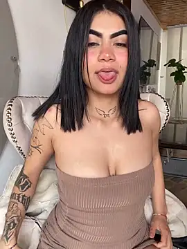 Snapshot of Mariana_pink18 chatting on 06.13.26 Mariana pink18 online show from 06.13.26