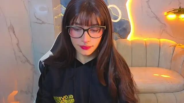 Lily Tx online show from 06.18.26