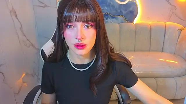 Lily Tx online show from 06.20.26