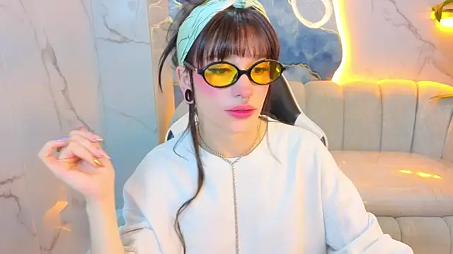 Lily Tx online show from 07.14.26