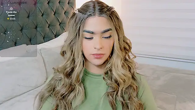 Scarlethvhonparker online show from 11.06.25