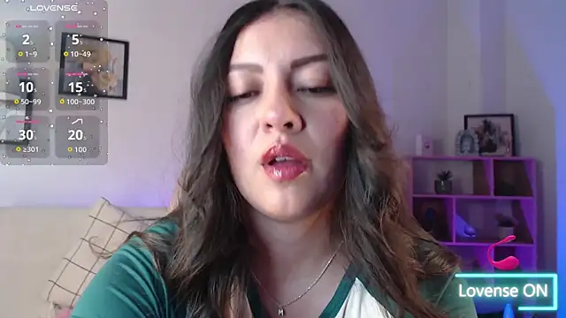 Snapshot of Cloee_dss chatting on 06.17.26 Cloee dss online show from 06.17.26