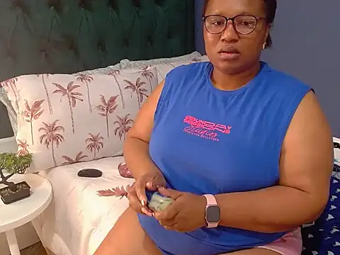 MISS BLACKBERY online show from 06.28.26