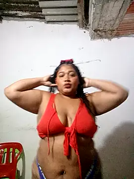 KITTI HOT  online show from 06.12.26