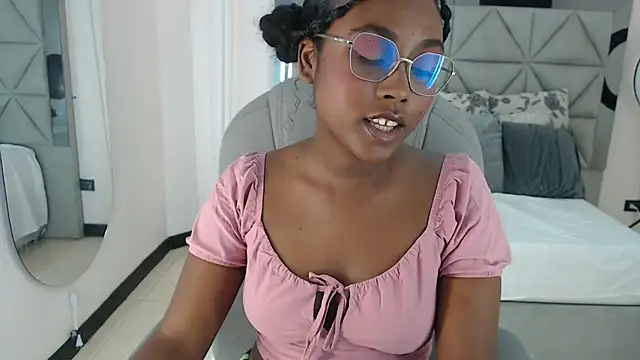 lily mendoza online show from 07.10.26