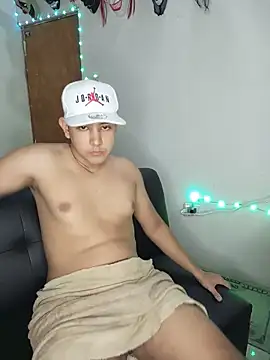 sweetboyxxx11 online show from 06.21.26