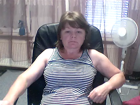 MoonLady40 online show from 06.21.26