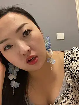Tina 66 online show from 06.17.26