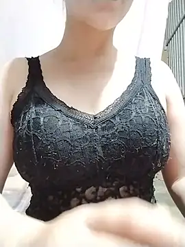 Snapshot of sexy_girll2k chatting on 06.24.26 sexy girll2k online show from 06.24.26