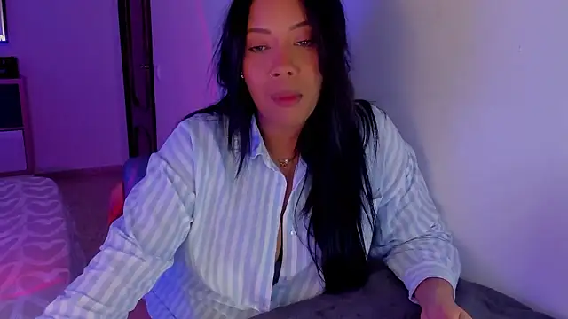 NicolePasqualott online show from 01.08.26