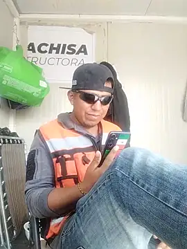 Snapshot of Hdheueiieirjr chatting on 06.18.26 Hdheueiieirjr online show from 06.18.26