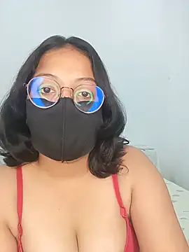Snapshot of hottydisha chatting on 07.19.26 hottydisha online show from 07.19.26