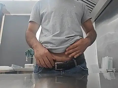 brownskinbull1 online show from 07.24.26