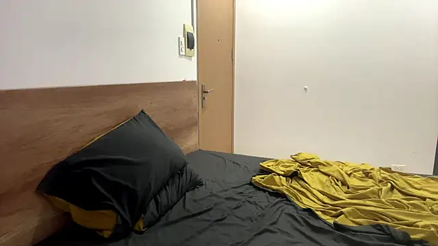 Ela Wish online show from 07.12.26