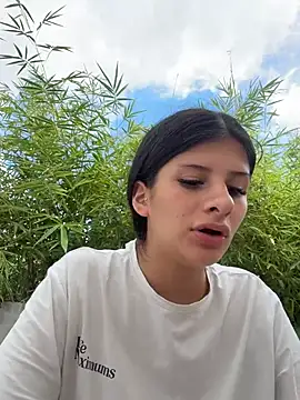 Mia Alanna online show from 06.25.26
