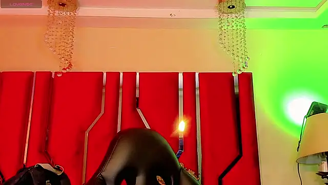 Snapshot of Dafnne-xxx chatting on 07.23.26 Dafnne-xxx online show from 07.23.26
