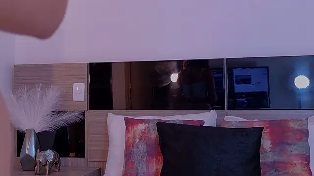 MelodyAlvarez online show from 06.23.26