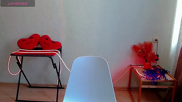 ElaraJons online show from 07.29.26