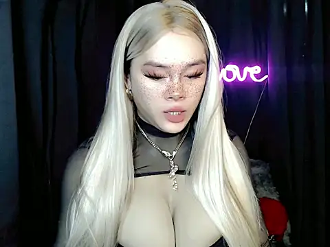 ExpensiveTiffanyxx online show from 07.03.26