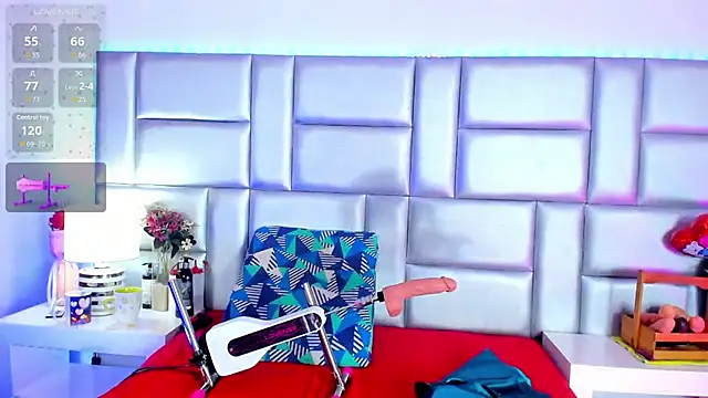 NinaNicole online show from 06.24.26