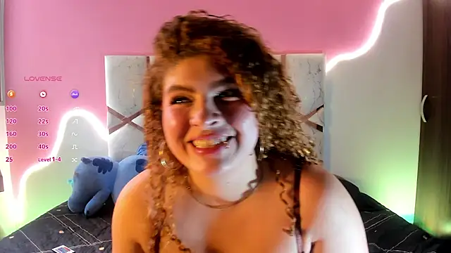 Kiara velez online show from 07.31.26