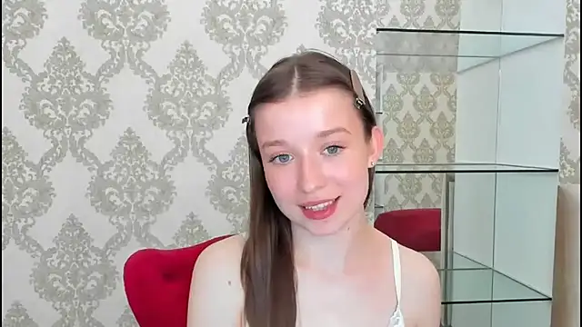 Snapshot of michelle_blus chatting on 07.08.26 michelle blus online show from 07.08.26