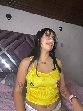 GabyLopez Pink online show from 07.08.26