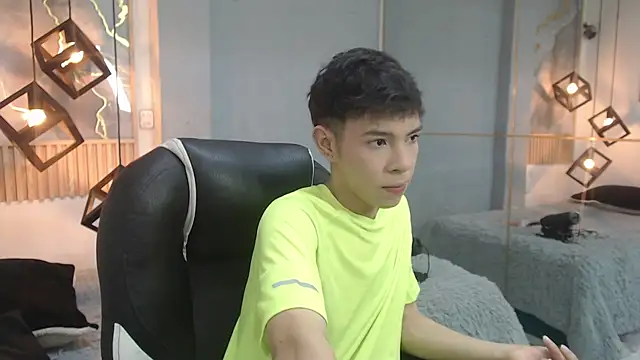Snapshot of ash_ka chatting on 07.18.26 ash ka online show from 07.18.26