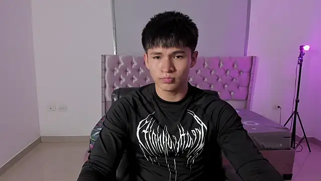 ryo kush  online show from 07.10.26