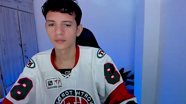tylerrnova online show from 07.18.26