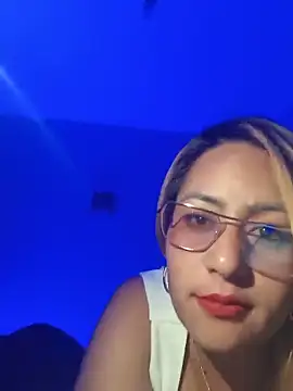 Chikyardiente2068 online show from 06.19.26